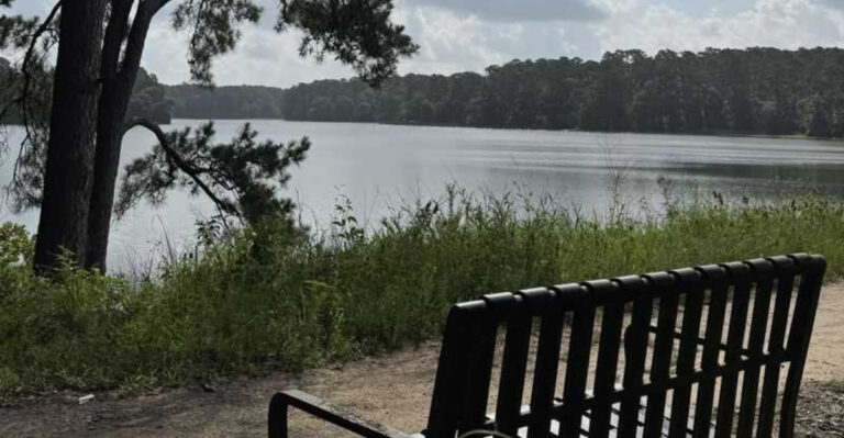 This Secret Texas Lake Is Where Locals Go When the Famous Spots Get Too Crowded