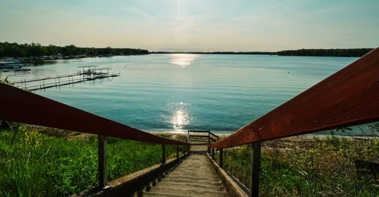 This Spring-Fed Lake in Indiana Has Crystal-Clear Water Locals Fight to Protect