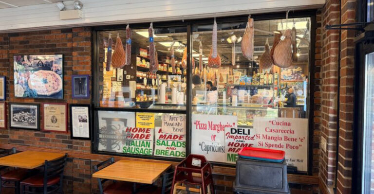 This Unassuming Cicero Spot Has Been Scooping Some of Illinois’ Best Gelato and Stacking Meatball Sandwiches for Years