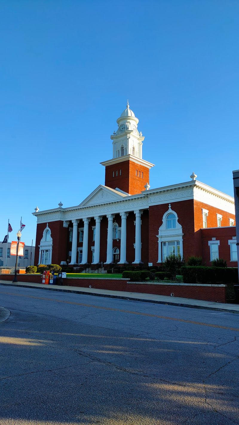 Auburn Auburn