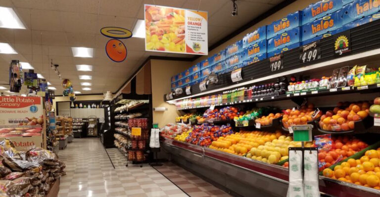 Why Pennsylvania Locals Skip Big Chains For This Independent Grocery Store