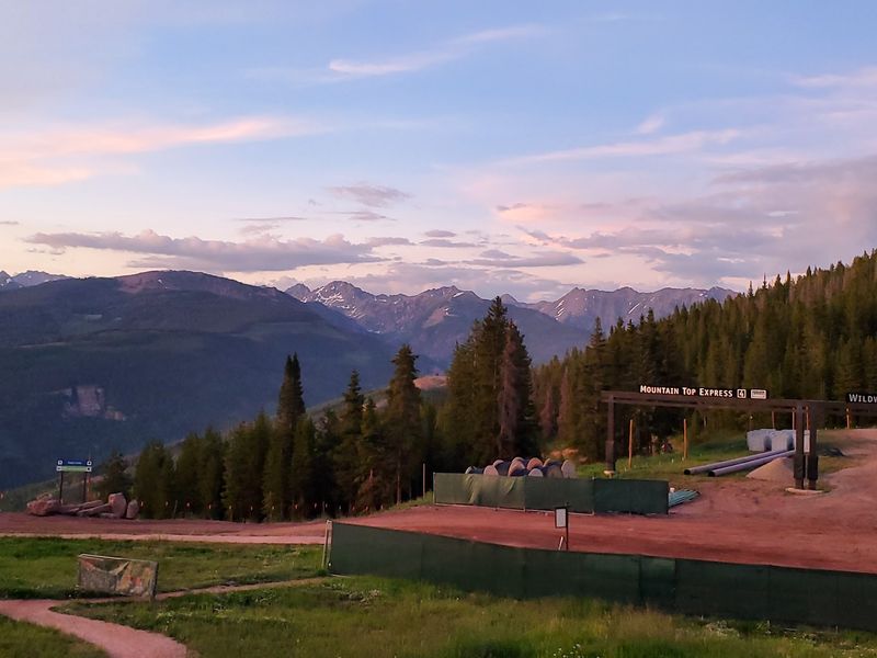 The 10th (Vail) The 10th (Vail)