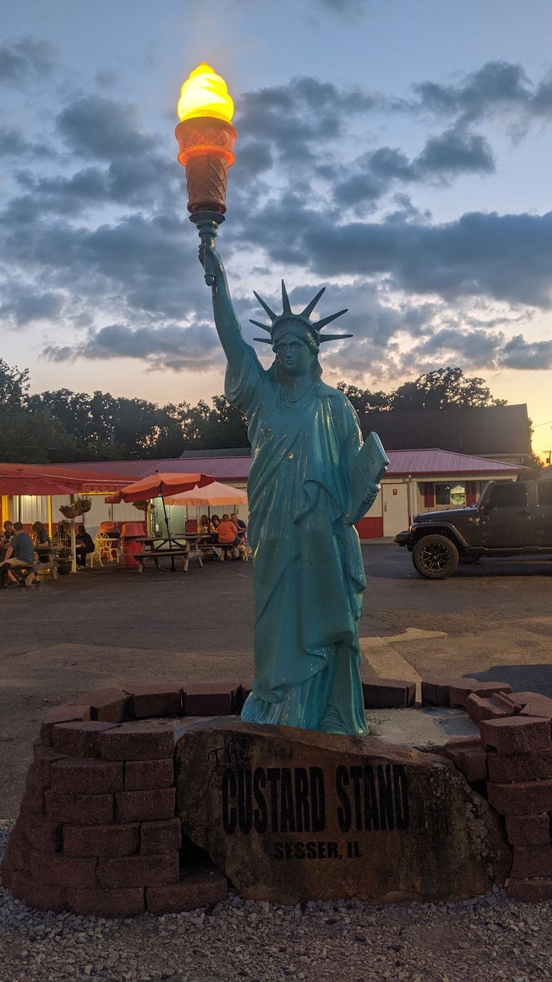A Roadside Landmark With Instant Small-Town Character A Roadside Landmark With Instant Small-Town Character