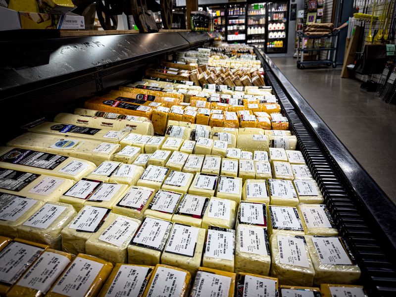 Cheese in Northern Indiana That Punches Above the Price Cheese in Northern Indiana That Punches Above the Price