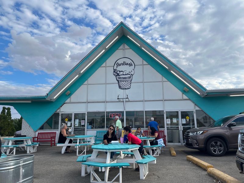 Jarling’s Custard Cup (Champaign)