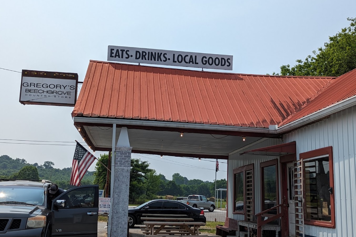 10 Tennessee Food Stops You'd Probably Drive Right Past If Nobody Told You About Them