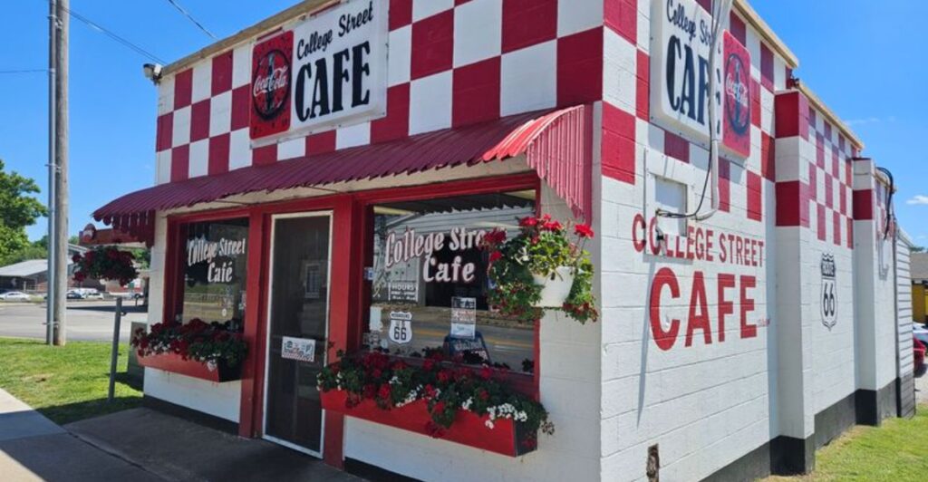 10 Missouri Spots Every Pork Tenderloin Sandwich Fan Needs to Visit