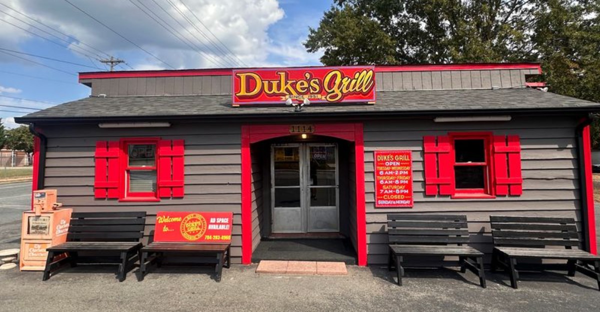 10 North Carolina Hole-in-the-Wall Restaurants Worth Skipping the Fancy Places For