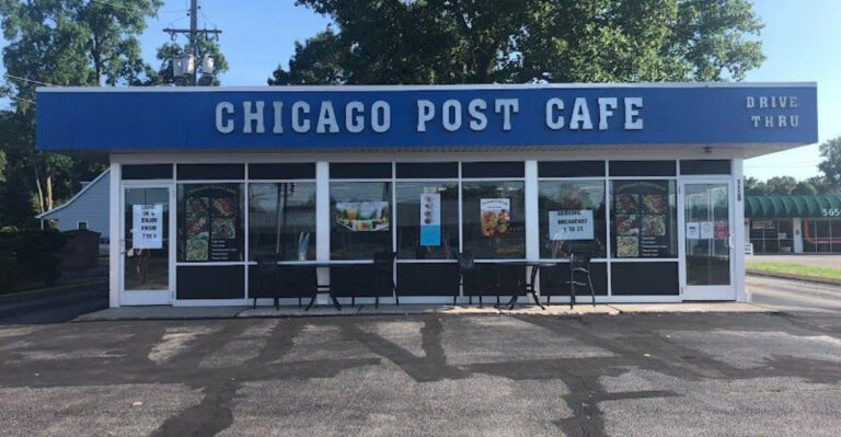 10 Old-School Ohio Breakfast Spots Where The Massive Cinnamon Rolls Are Bigger Than Your Plate