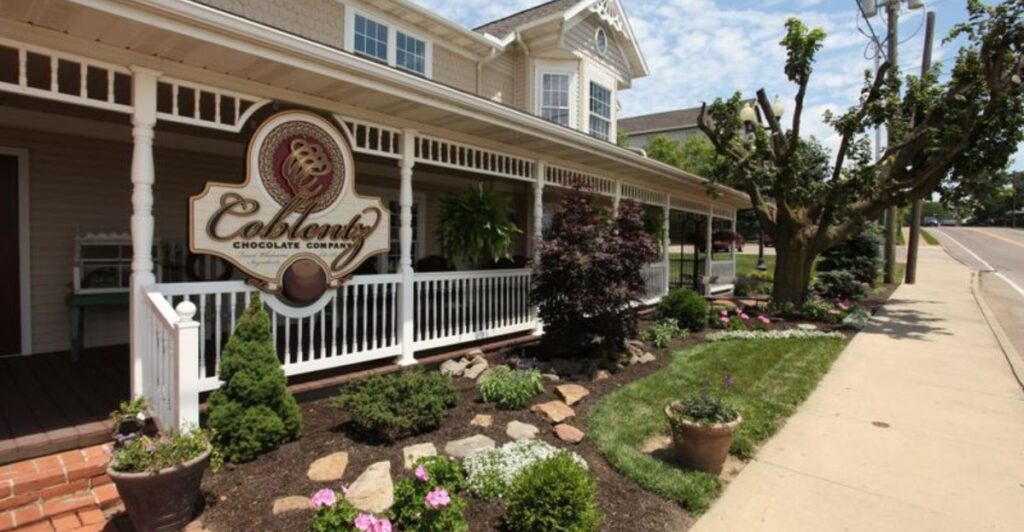 10 Small-Town Ohio Candy Shops That Smell Like Chocolate Heaven