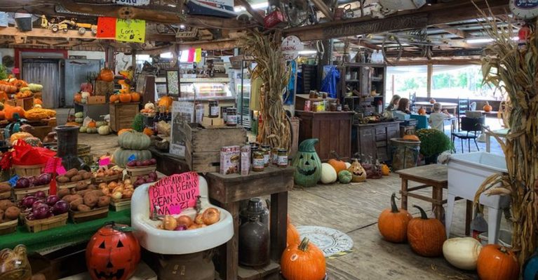 10 Texas Roadside Produce Markets Worth The Detour