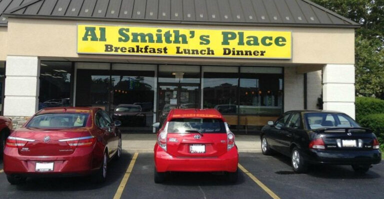 10 Toledo, Ohio Diners That Are Surprisingly Budget-Friendly For The Whole Family