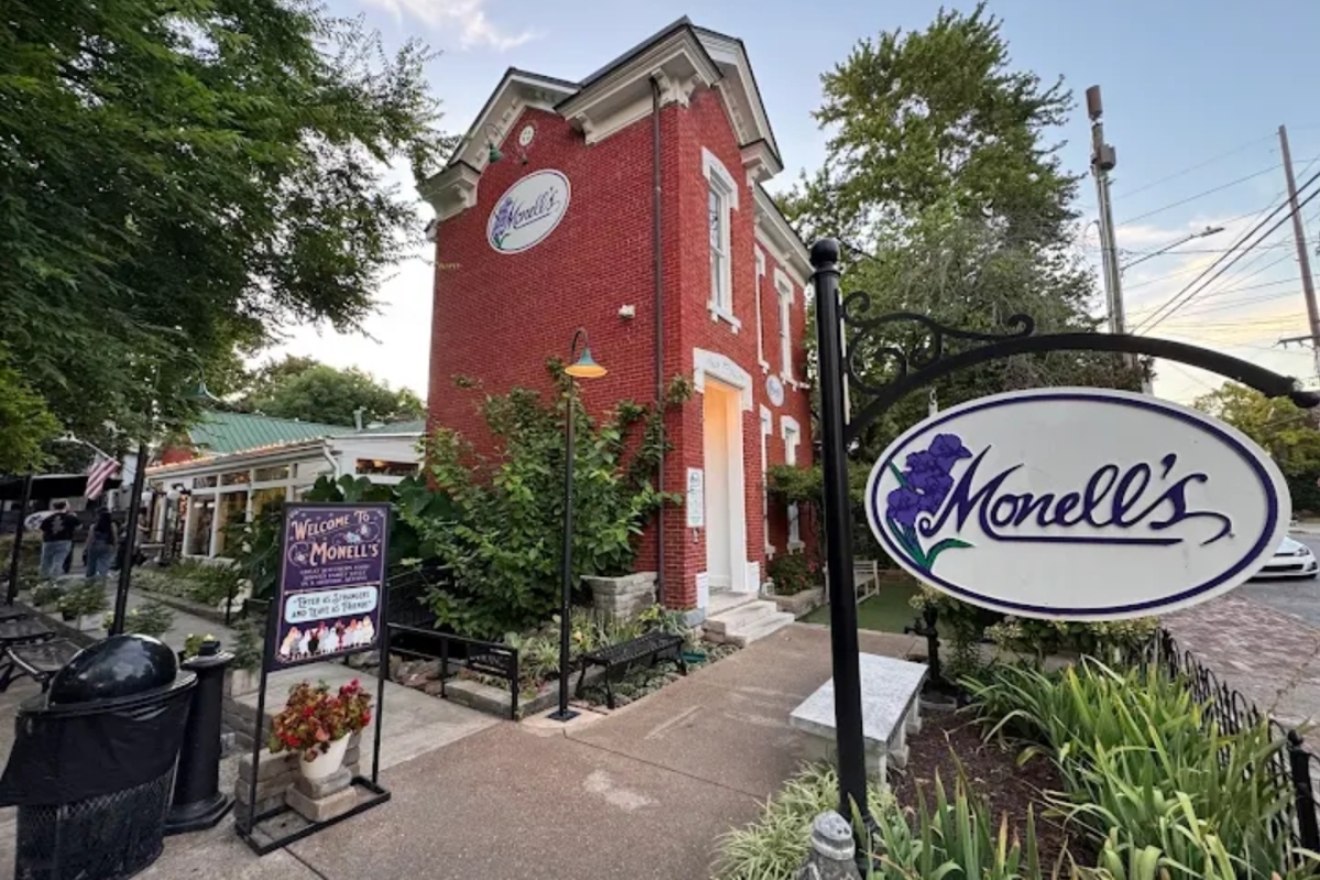 11 Stunning Tennessee Restaurants Hidden Inside Mansions, Victorian Homes, and Historic Estates