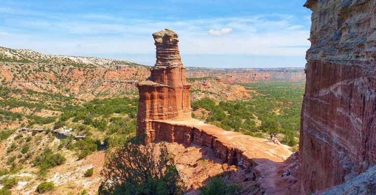 11 Dog-Friendly Texas Hikes That Are Perfect for a Fall Adventure