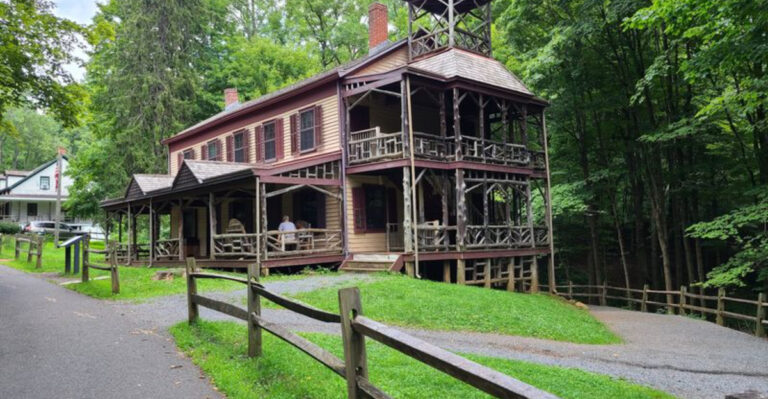 11 New Jersey Trails That Lead to a Fascinating Piece of History