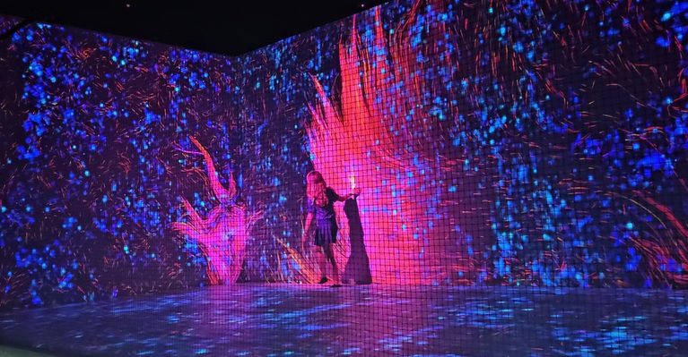 11 Texas Art Experiences That Completely Pull You Into the Scene