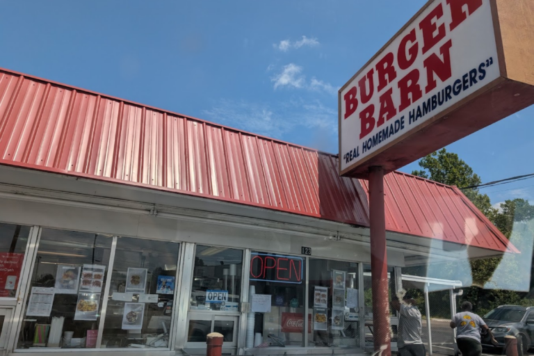 12 Tennessee Restaurants Most People Don’t Know Exist, And That’s a Shame