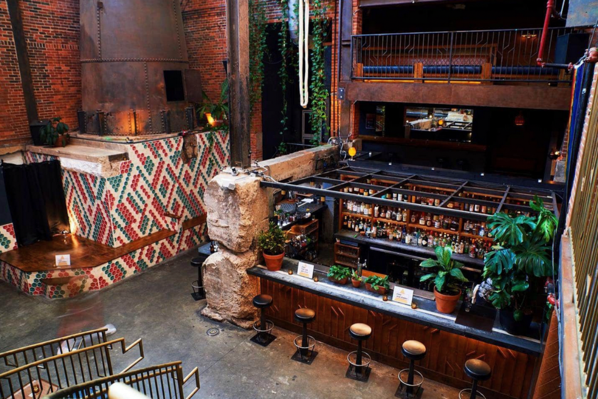 12 Tennessee Restaurants With No Signs but Seriously Good Food