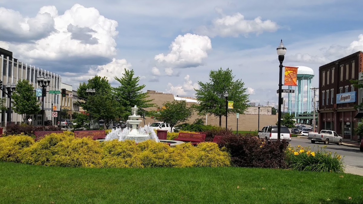 12 Underrated Tennessee Towns That Rival Their Famous Neighbors