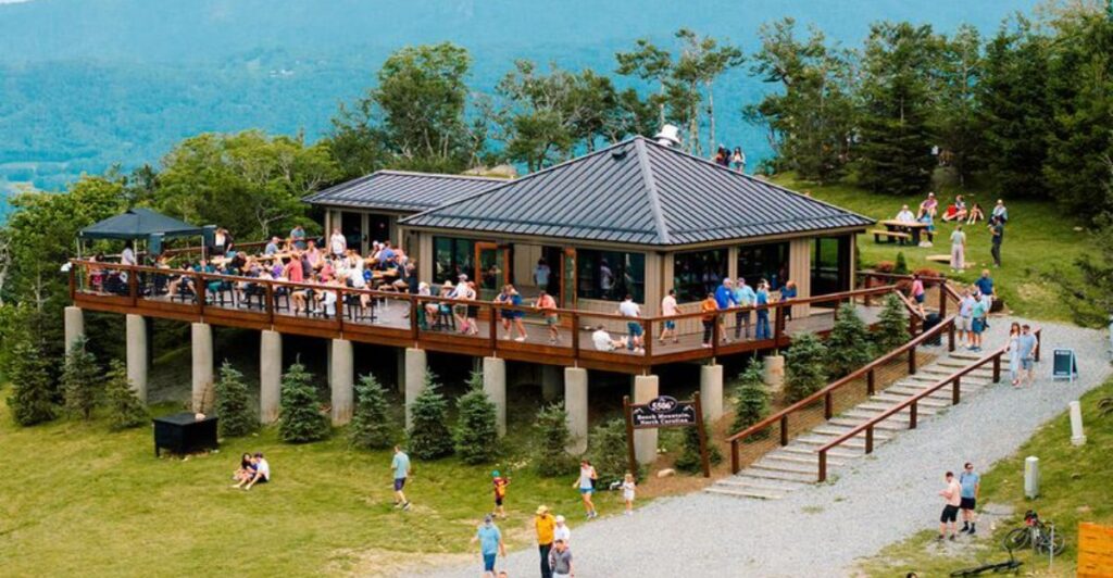 12 Cool North Carolina Mountain Towns That Offer Relief From the Heat