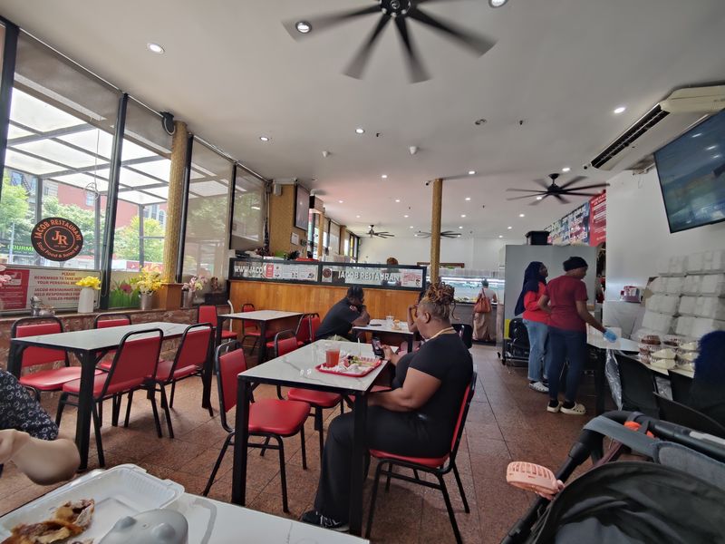 125 St, Harlem’s Soul Food And African Flavors Run Deep