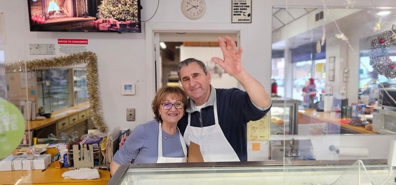 A Long-Running Greek Bakery Thread in Chicago, Illinois A Long-Running Greek Bakery Thread in Chicago, Illinois