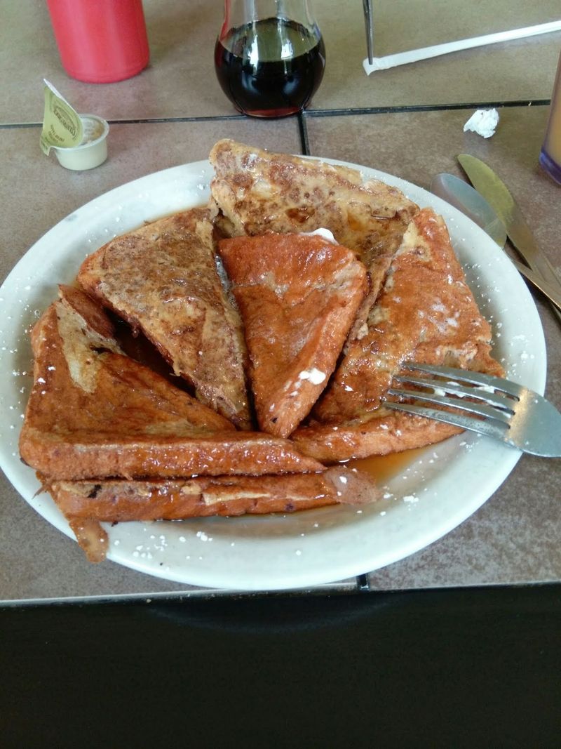 Why This Indiana Stop Works Better Than a Trendy Brunch Spot Why This Indiana Stop Works Better Than a Trendy Brunch Spot
