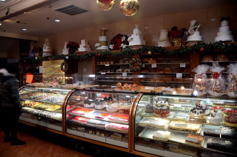 Olympia Bakery (Hickory Hills)