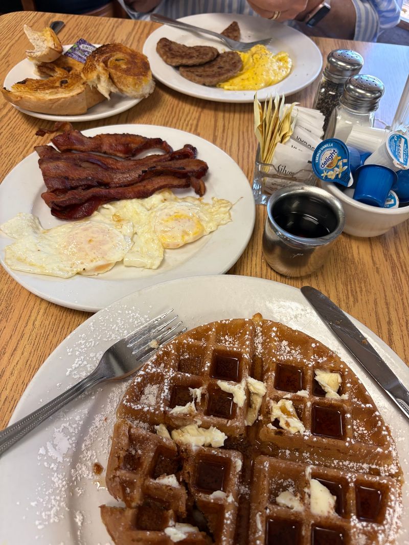 Why This Indiana Cafe Matches the Craving So Well Why This Indiana Cafe Matches the Craving So Well