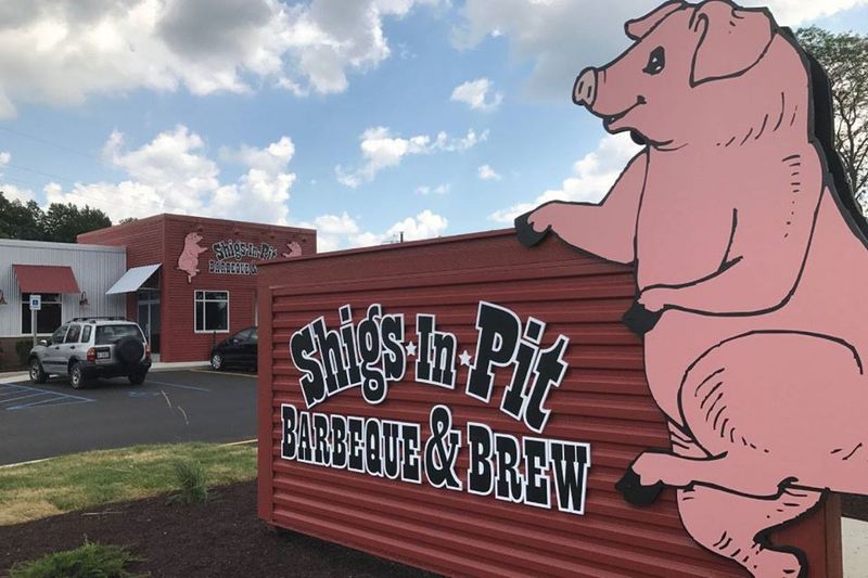 Shigs In Pit BBQ & Brew (Fort Wayne) Shigs In Pit BBQ & Brew (Fort Wayne)