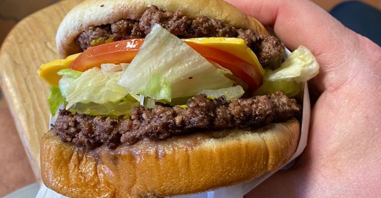 7 Texas Burger Joints That Prove The Best Burgers Come From Small Places