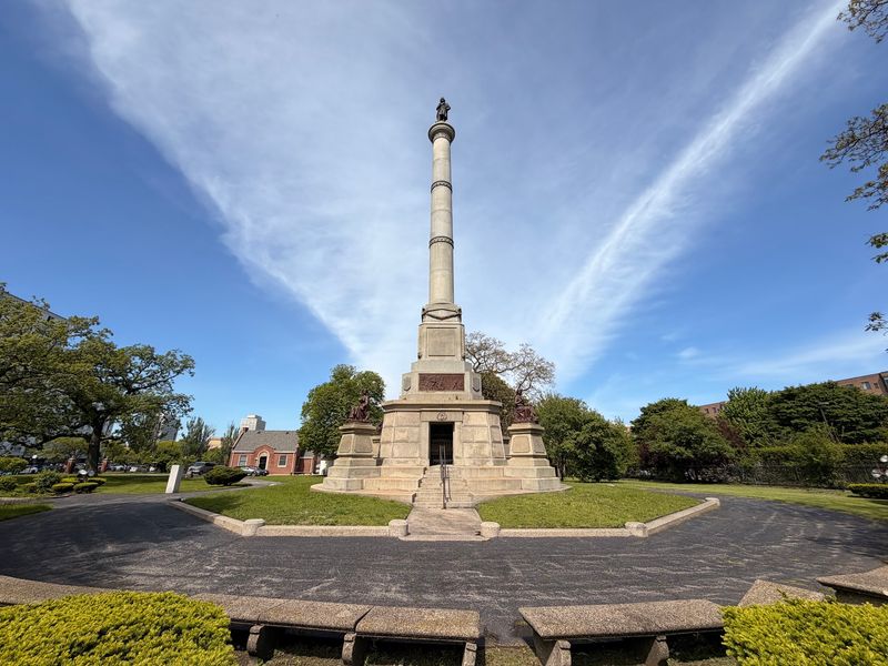 Douglas Tomb State Historic Site (Chicago) Douglas Tomb State Historic Site (Chicago)