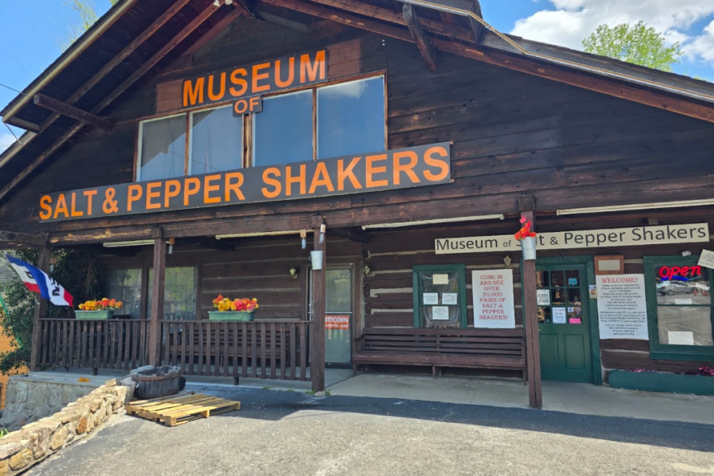 8 Tennessee Places Where One Person Turned an Obsession Into a Landmark