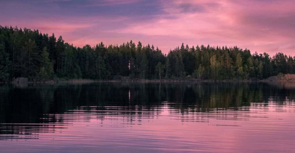 8 Missouri Lake Towns Where Peace and Quiet Still Come Easy