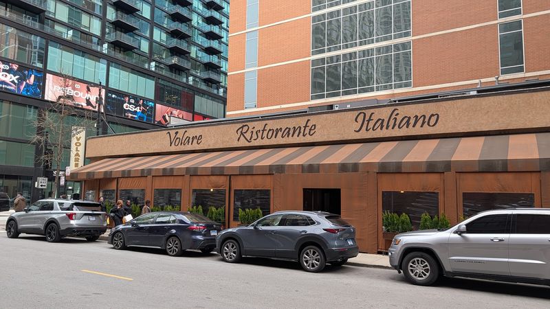 Volare Ristorante Italiano (Chicago) Volare Ristorante Italiano (Chicago)