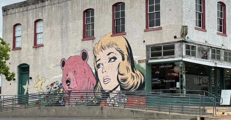 9 Texas Small Towns Where Downtown Feels Like An Open-Air Art Gallery