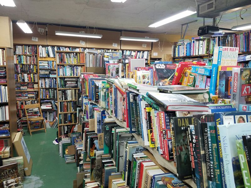 A Cozy Book-Lover's Stop in the Tennessee Mountains