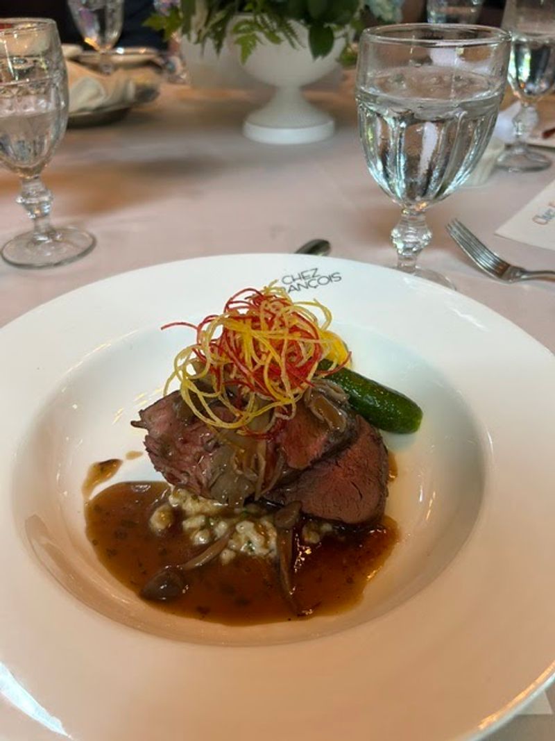 A Destination That Still Represents Ohio Fine Dining