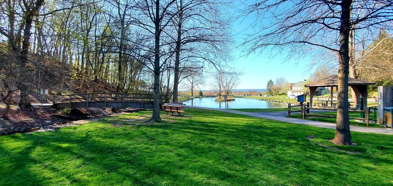 A Health-Focused Community Beyond Hospital Walls A Health-Focused Community Beyond Hospital Walls