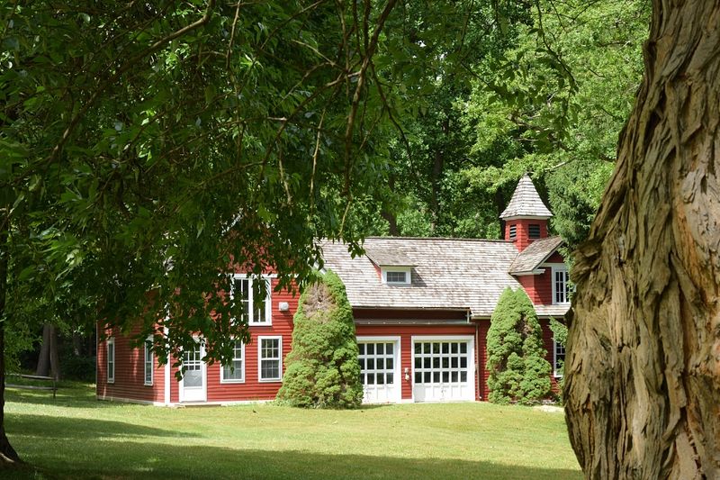 A Humble 1720 Cabin Grew Into an Elegant Country Estate A Humble 1720 Cabin Grew Into an Elegant Country Estate