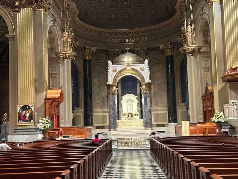 A Main Altar Full of Detail