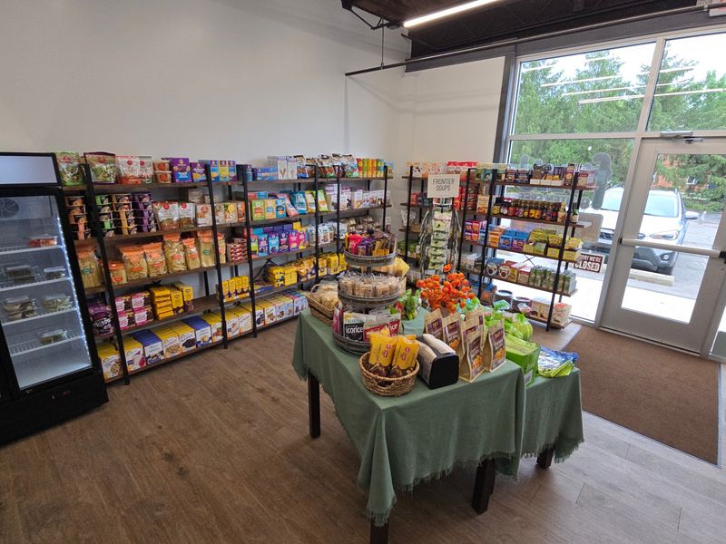 A Market Stocked With Gluten-Free Grocery Finds
