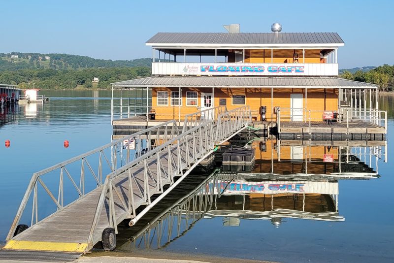 A Meal That Actually Floats On Table Rock Lake