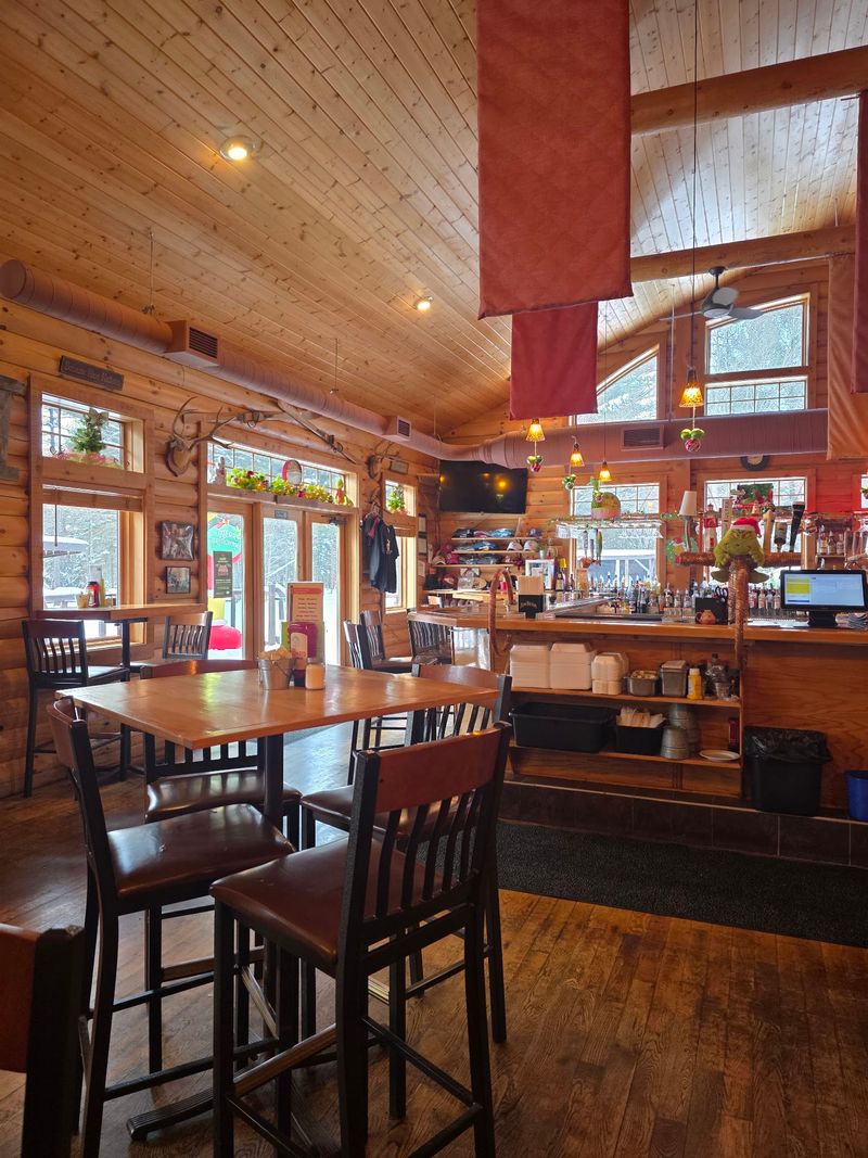 A Northwoods dining room with Michigan supper club energy