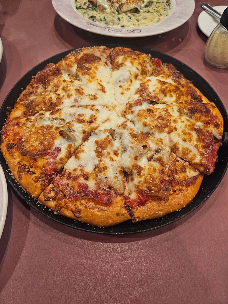 A Pizza Tradition Families Keep Passing Down A Pizza Tradition Families Keep Passing Down