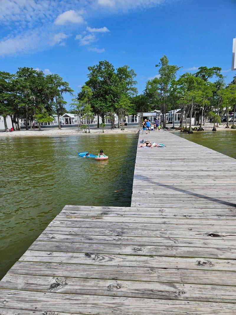 A Small-Town Summer Stop Near Elizabethtown A Small-Town Summer Stop Near Elizabethtown