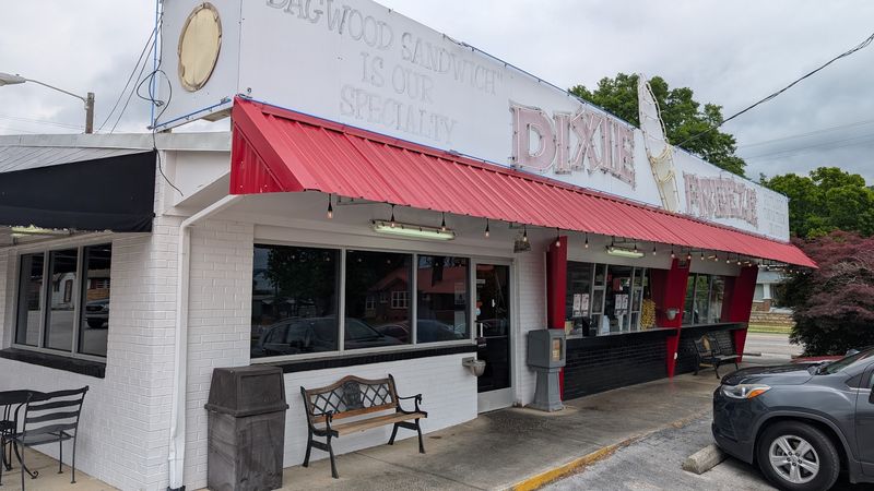 A South Pittsburg Favorite That's Been Serving Tennessee Since 1948 A South Pittsburg Favorite That's Been Serving Tennessee Since 1948
