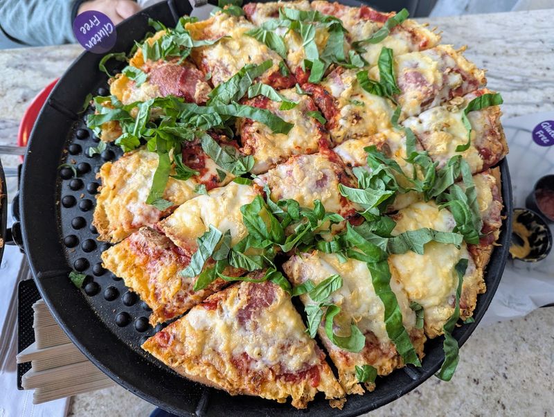 A Thin Crust Built for Sharing