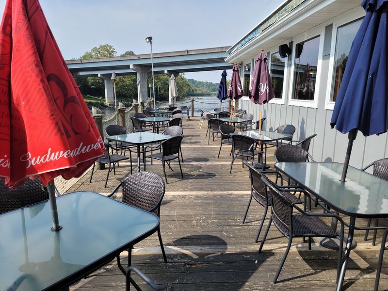 Riverfront Seafood Company - Kingsport