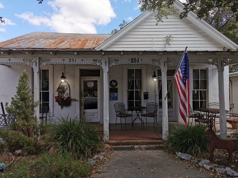 Alpine Haus Restaurant (New Braunfels) Alpine Haus Restaurant (New Braunfels)